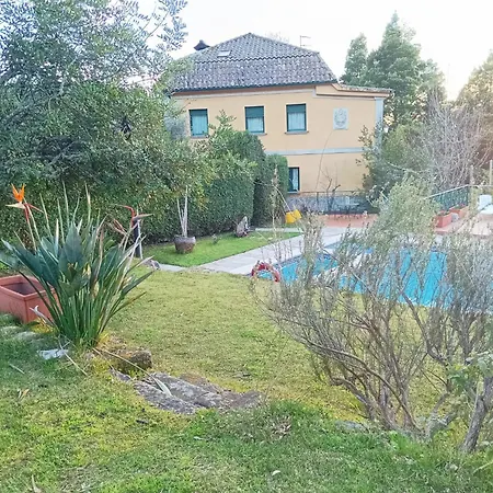 ホームステイ Rural Coliving Padrenda